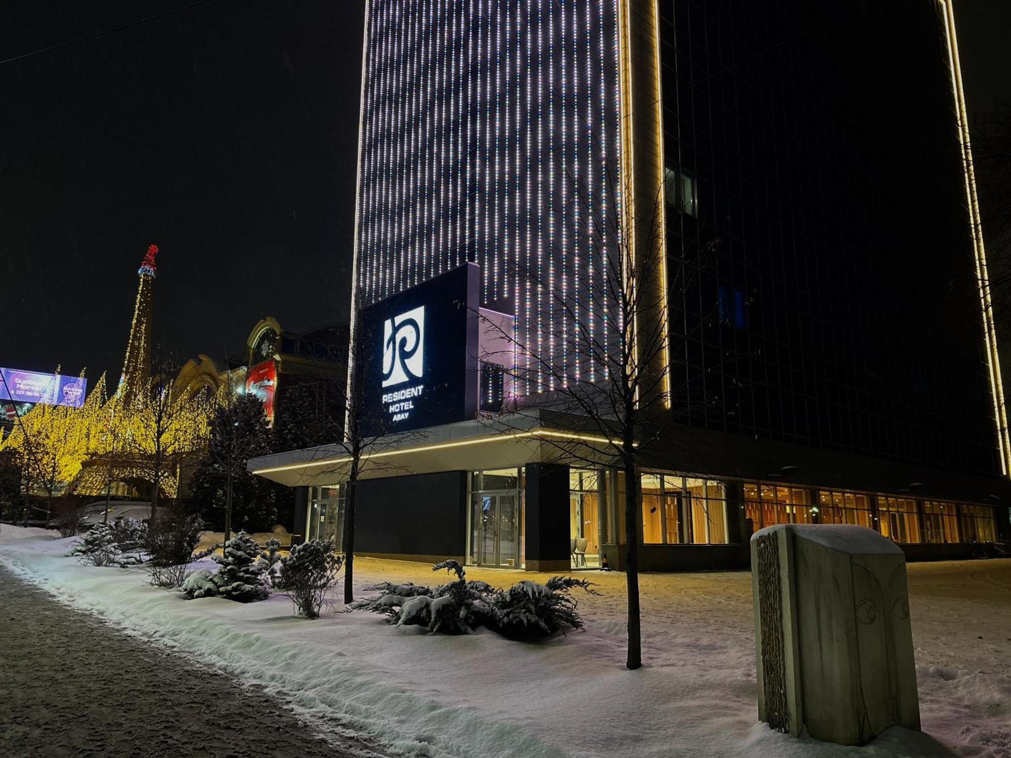 אלמטי Resident Hotel Abay מראה חיצוני תמונה