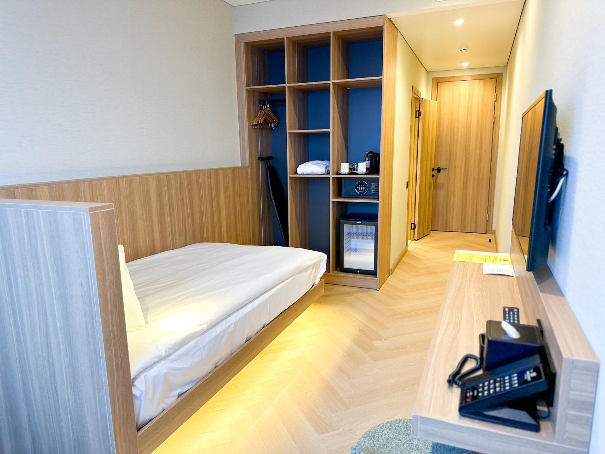 אלמטי Resident Hotel Abay מראה חיצוני תמונה