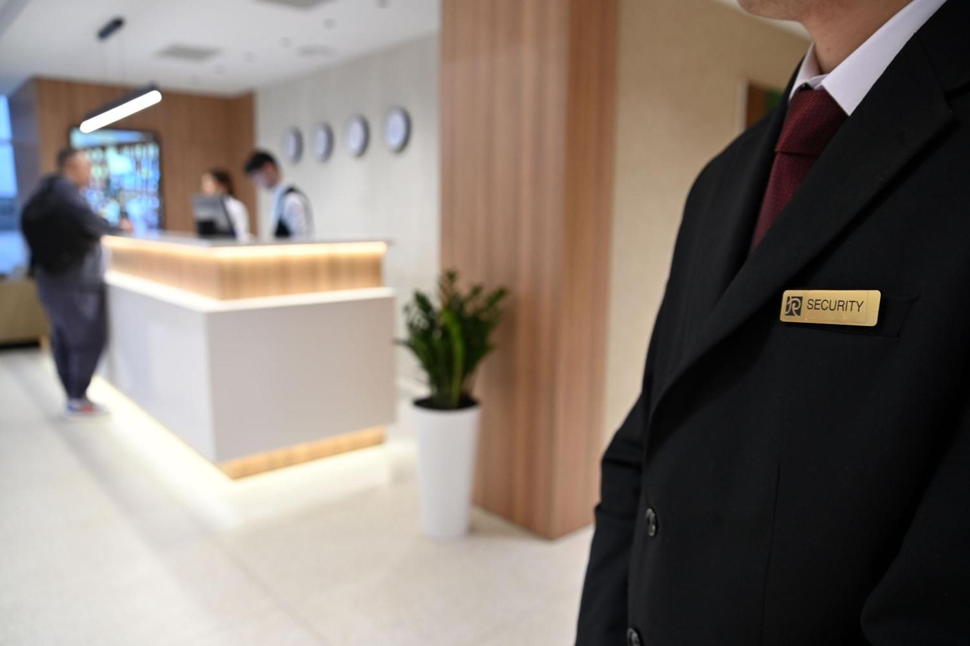 אלמטי Resident Hotel Abay מראה חיצוני תמונה